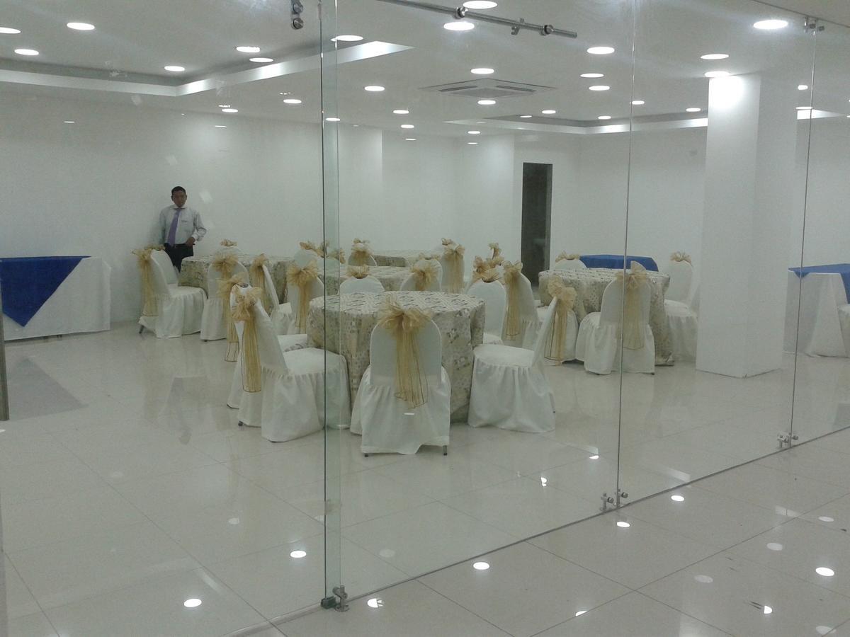 Hotel - Centro Comercial Punta Del Mar Salinas (Santa Elena) Luaran gambar