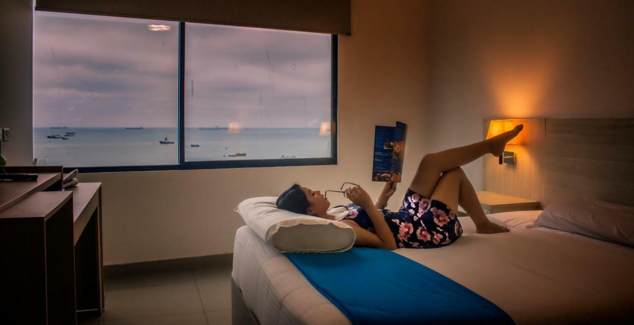 Hotel - Centro Comercial Punta Del Mar Salinas (Santa Elena) Luaran gambar